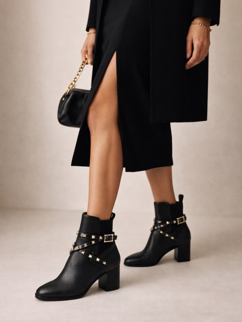 Valentino Rockstud Black Leather Ankle Boots Size 38 w/ Box Dust Bags